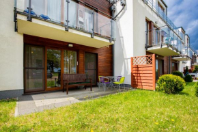 Zatoka Pucka - Wakacyjny Apartament z ogródkiem by Noclegi Renters, Gmina Puck
